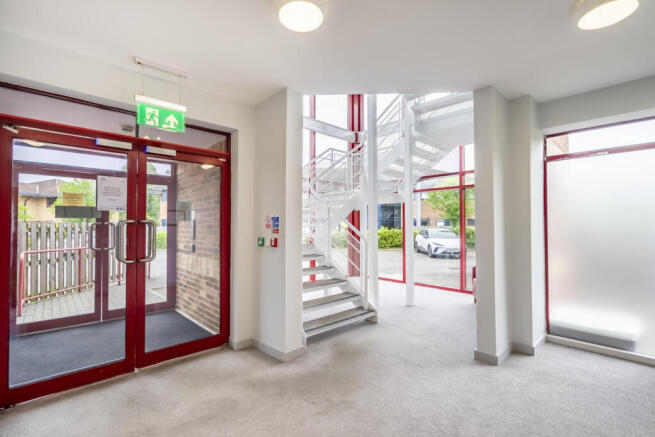 2 bed Apartment for sale Image 11