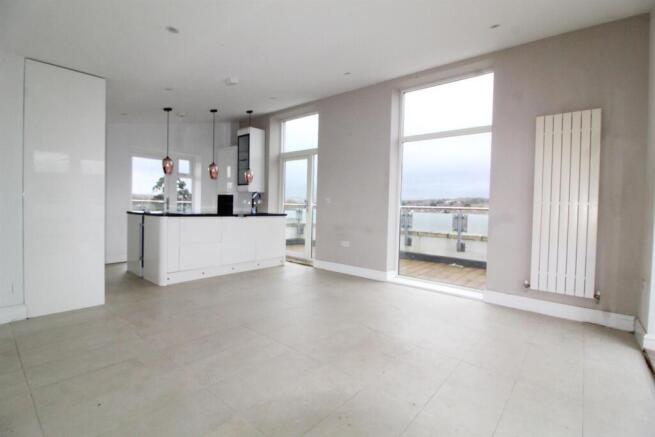 Living room  kitchen e.jpg