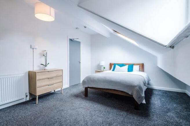 7 bed Terraced to rent Image 6