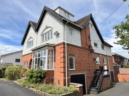 Flat 2, Thorn House, Lache Lane, Chester CH4 7LR