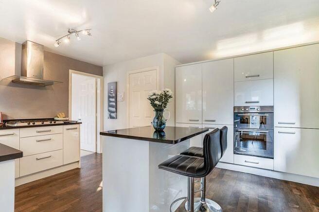 BREAKFAST KITCHEN