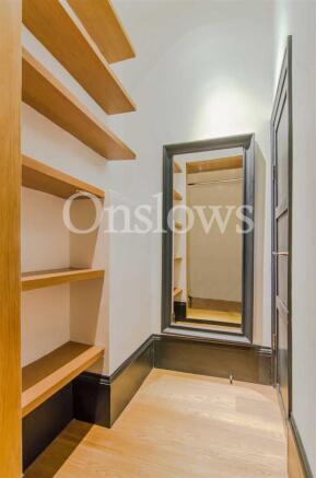 Walk in wardrobe