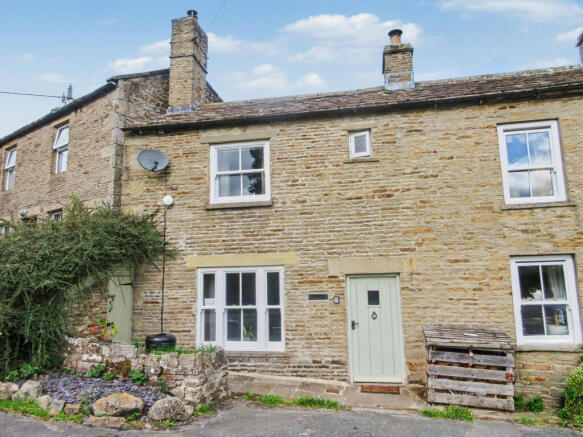 2 bed Cottage for sale in arkengarthdale