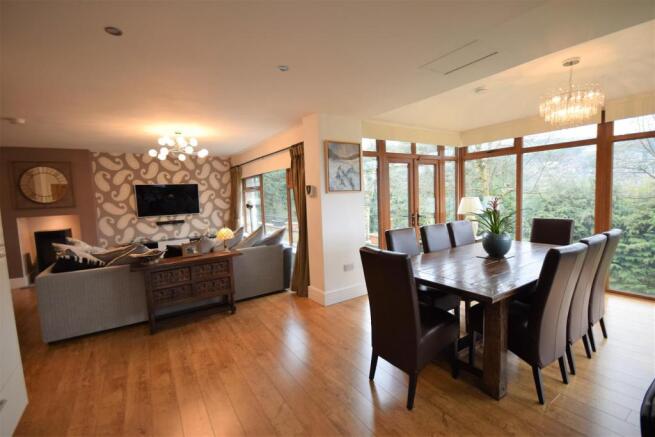 08 chapel Bank House, HX6 4DB.JPG