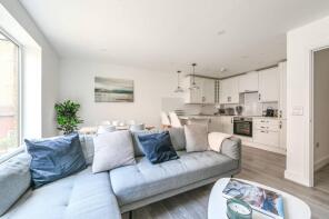 Apartment 28, 59 Drapers Court, Lurline Gardens, London SW11 4DF