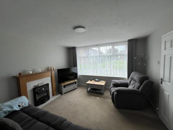 Wentworth Way, Darlington photo 4