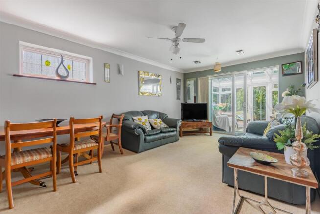 Lounge Dining Room