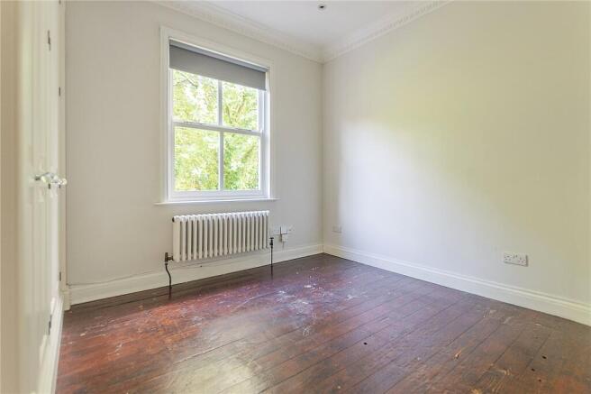 3 bed Terraced for sale Image 11