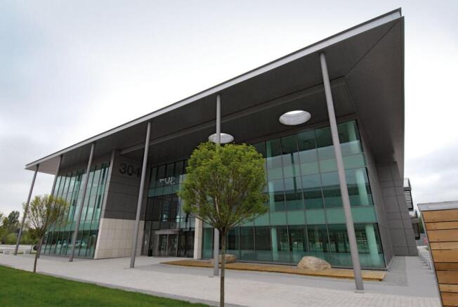 304 Bridgewater Place solo.jpg