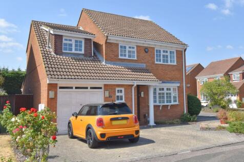 Elland Road, Walton-on-Thames, KT12