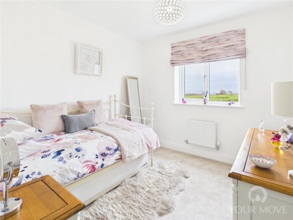 3 bed Semi-Detached for sale Image 9