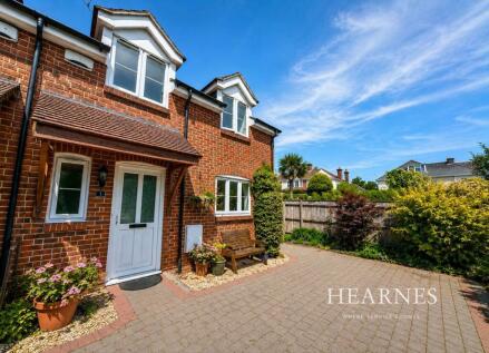 Richmond Park Road, Queens Park, Bournemouth, BH8
