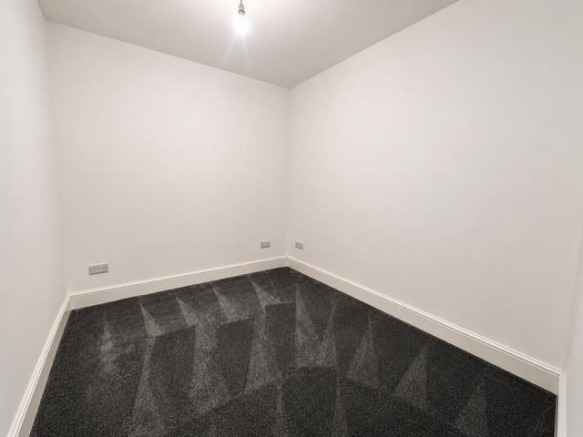 1 bed Flat to rent Image 7