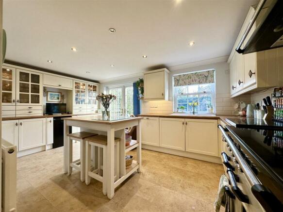 kitchen.JPEG