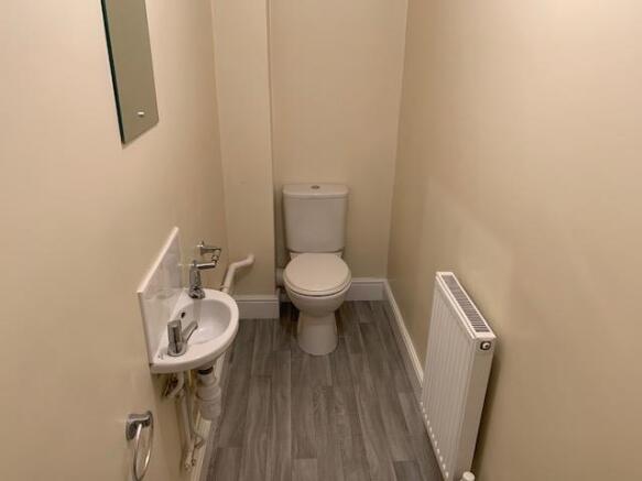 Cloakroom/wc