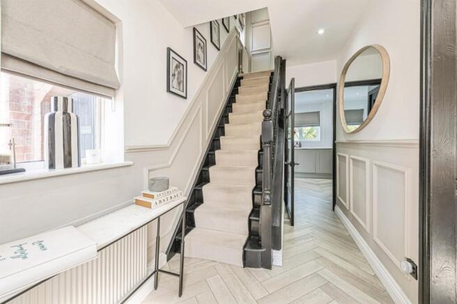 3 bed Semi-Detached for sale Image 5