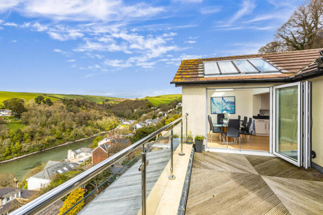 A07 - Saltwinds Wood Lane Kingswear - 240417