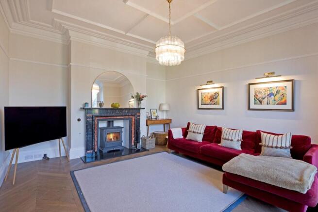 6 bed Terraced for sale Image 5