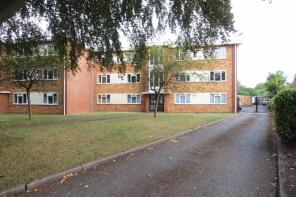 Flat 9, 15 Clandon Court, Albion Road, Sutton SM2 5TA