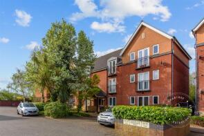 64, Halliard Court, Butetown, Cardiff CF10 4NJ