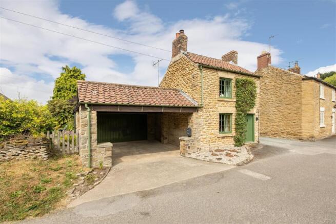 Garth Cottages 1 External-1.jpg
