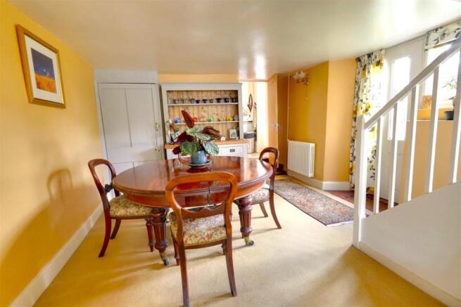 Dining Room.jpg