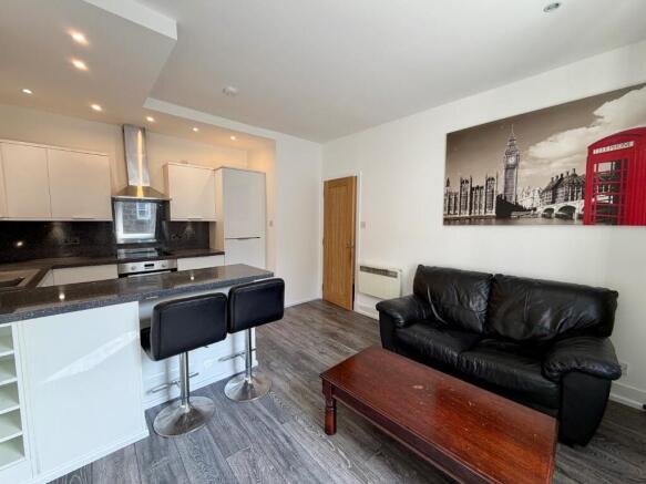 Lounge / Kitchen
