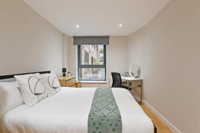 2 bed Apartment to rent Image 6