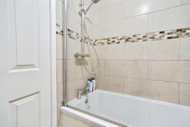 2 bed Terraced for sale Image 12