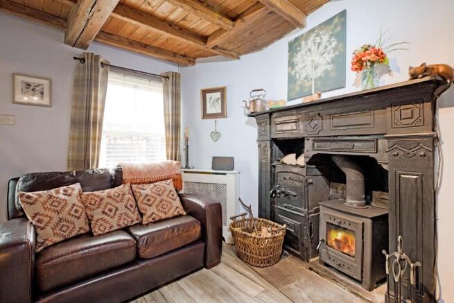 2 bed Terraced for sale Image 5