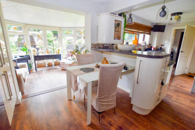 Dining Area 2