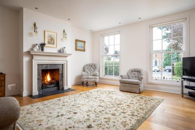 12 - Mitford Lodge - GL50 2T - Web.jpg