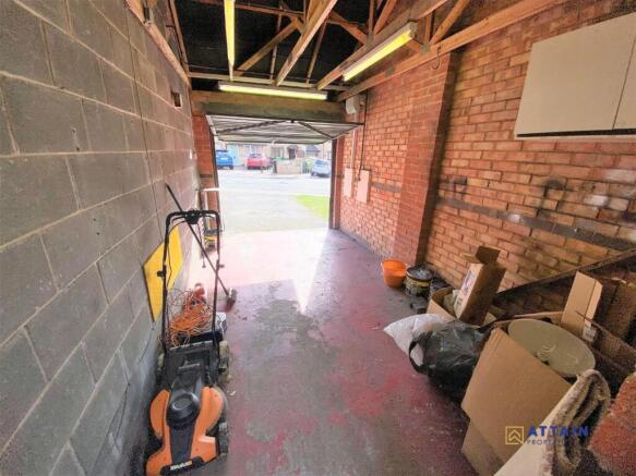 Garage.jpg