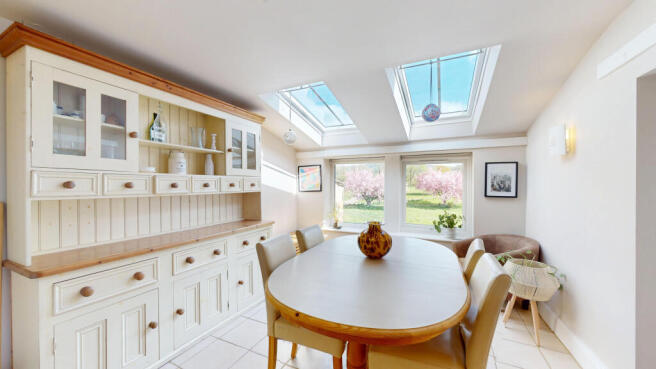 2 bed Terraced for sale Image 4