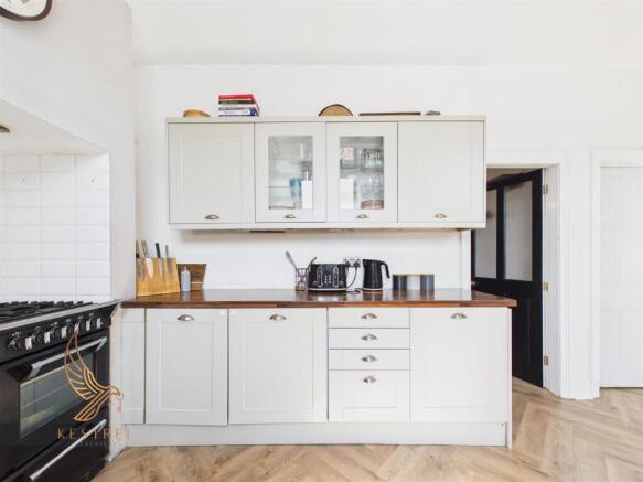 2 bed Terraced for sale Image 12