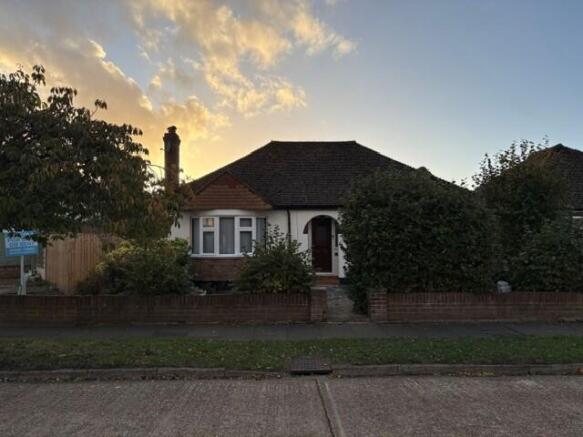 3 bedroom Detached Bungalow for rent