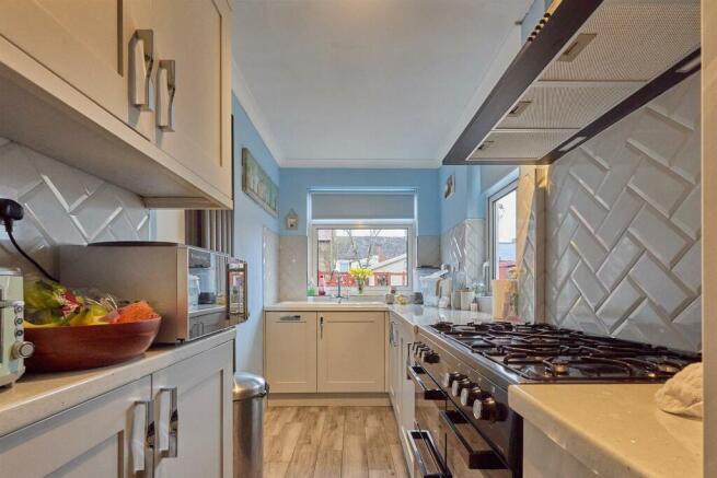 REFITTED KITCHEN TO REAR