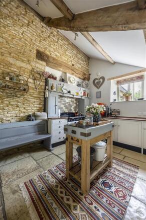 Signet, Burford photo 4