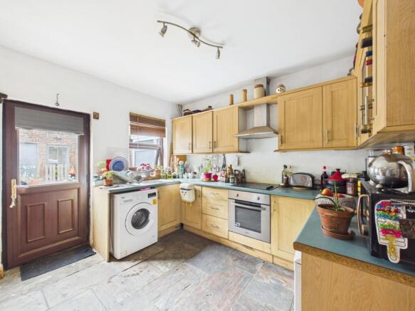 2 bed Terraced for sale Image 5