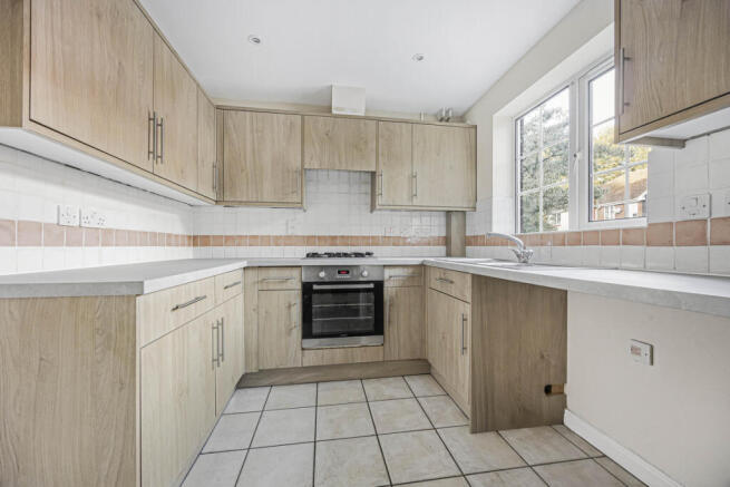 Burgage Field, Whitchurch, RG28 photo 3