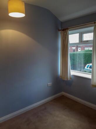 3 bed Terraced to rent Image 4