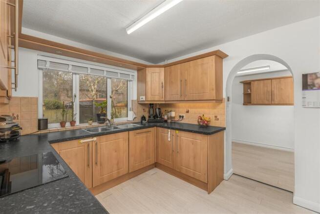 57 Foscote Rise, Banbury-8.jpg