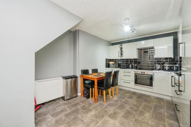 Refitted Kitchen Diner: