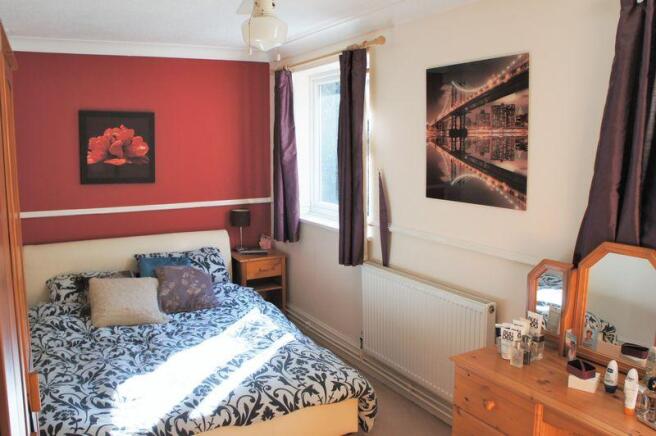 Bedroom 1 to Side