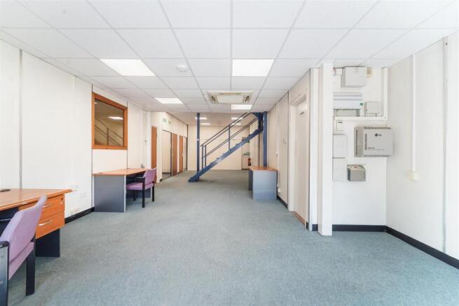EPSOM DOWNS METRO CENTRE, UNIT 6 (8).jpg