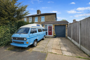 6, Southgate, Purfleet-on-thames RM19 1TJ