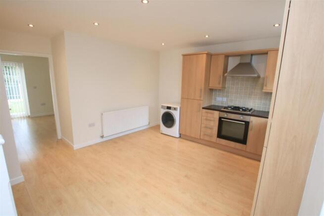 OPEN PLAN DINING KITCHEN