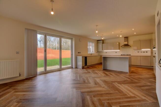 Kitchen-Diner - Seymour Green - Matt Clinton EweMo