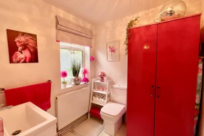 3 bed Semi-Detached for sale Image 10