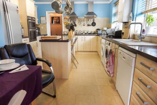 Kitchen/Dining Room